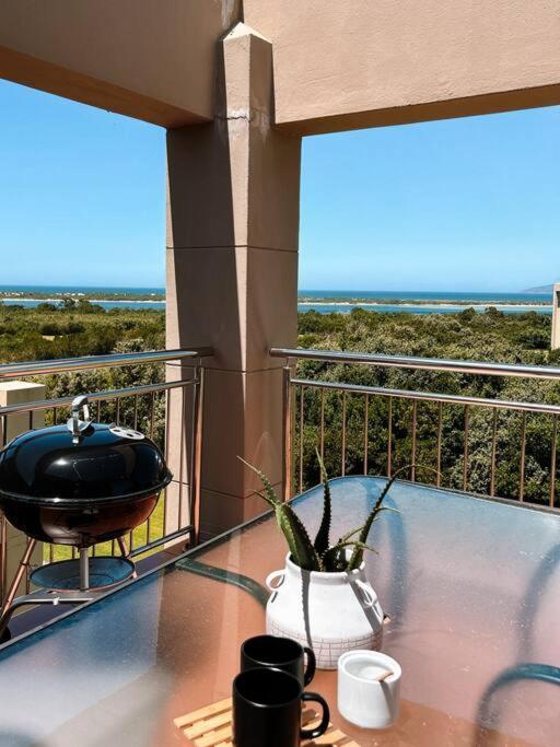 X7 -goose Valley-ocean Views Appartement Plettenbergbaai